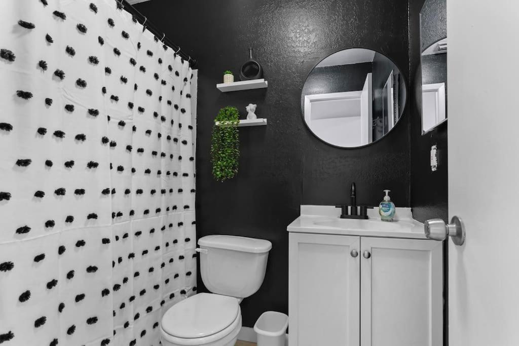 Hébergement de vacances Zebra House - Close 2 Tampabay Has To Offer