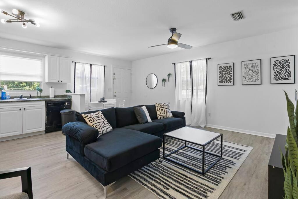 Hébergement de vacances Zebra House - Close 2 Tampabay Has To Offer Tampa