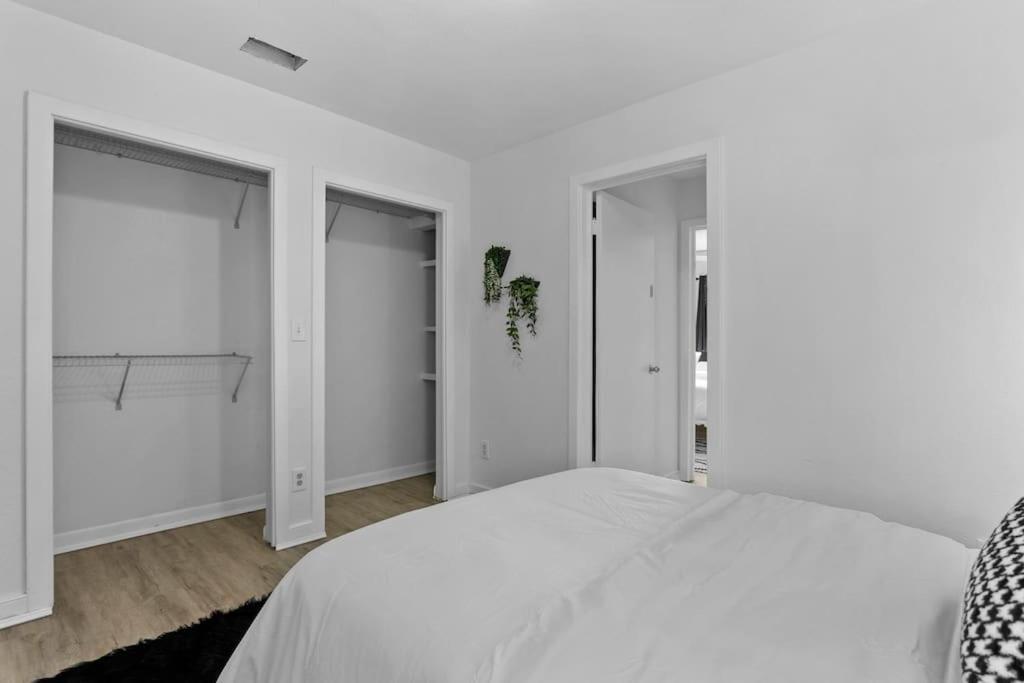 Zebra House - Close 2 Tampabay Has To Offer Hébergement de vacances
